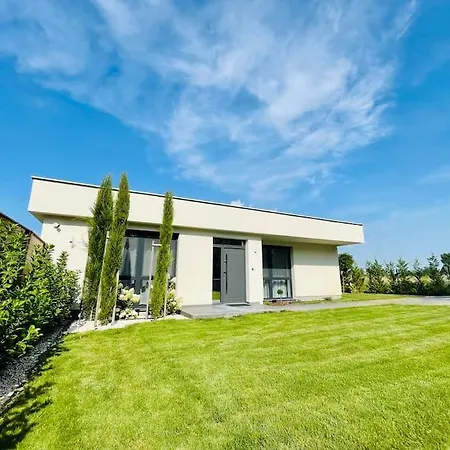 Toparti Villa, Jakuzzi,luxus Elmeny A Szigetkoezben * Gyorzamoly